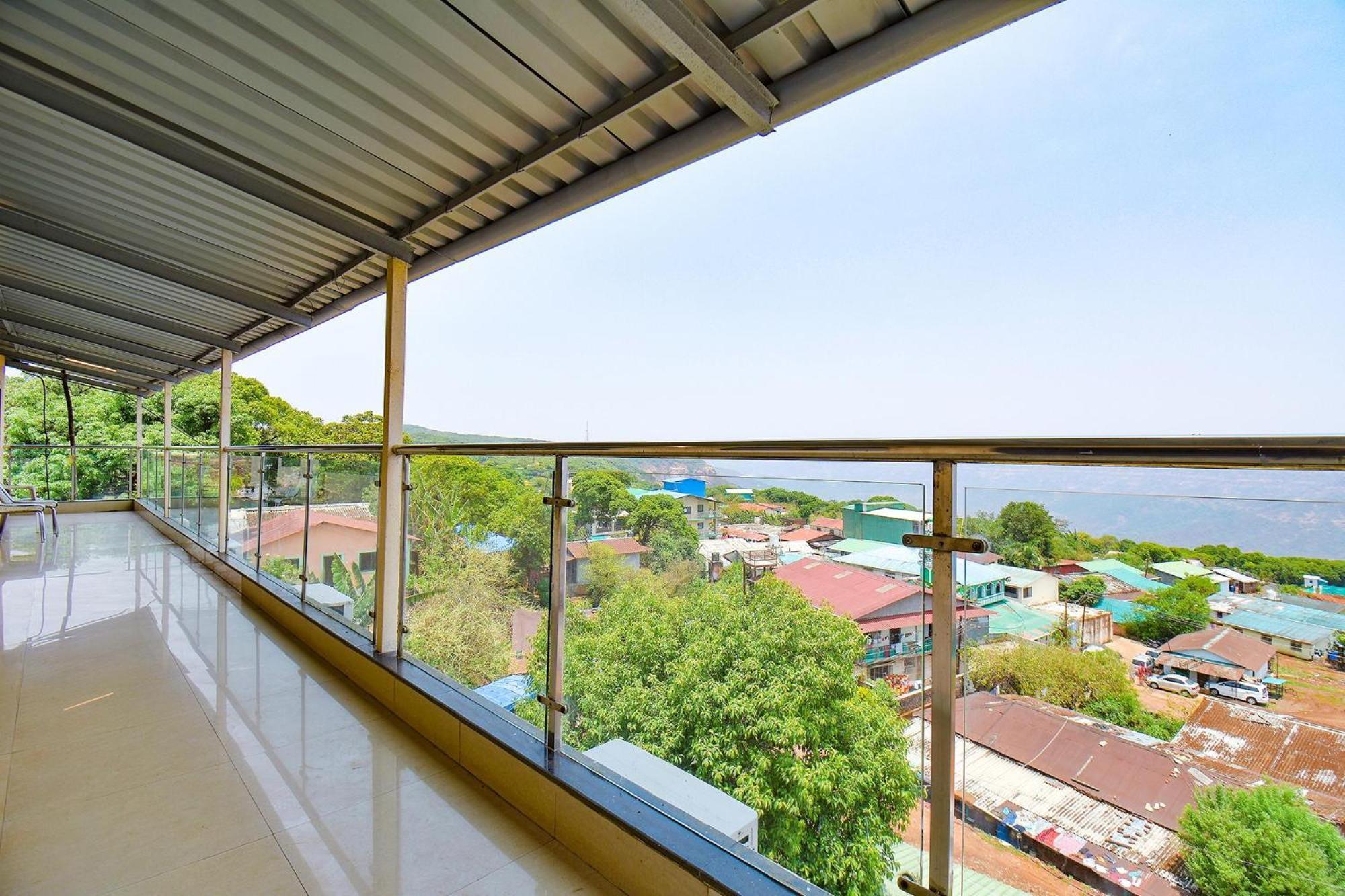 Fabhotel Bright Holidays Mahābaleshwar Eksteriør bilde